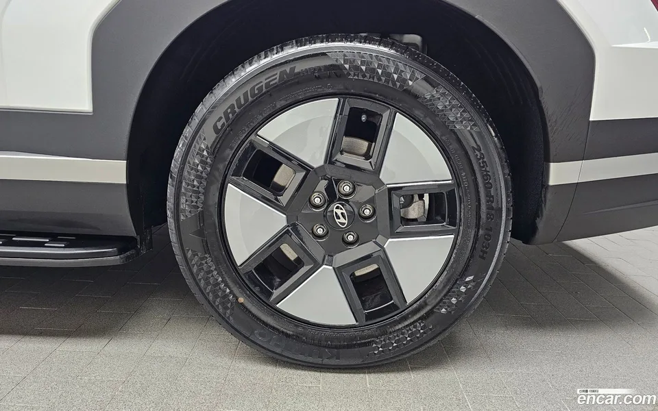 Hyundai Santa Fe HEV 1.6 2WD 2024 — миниатюра 5