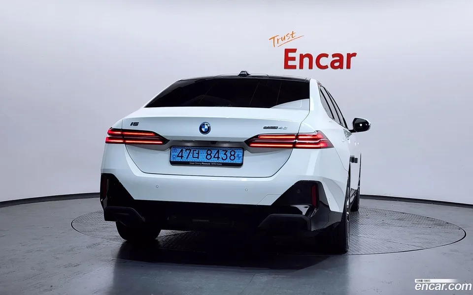 BMW i5 eDrive 40 M 2025 — миниатюра 4