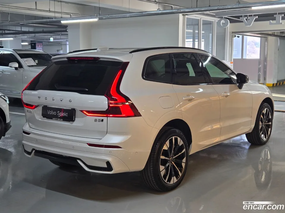 Volvo XC60 B5 2025 — миниатюра 2