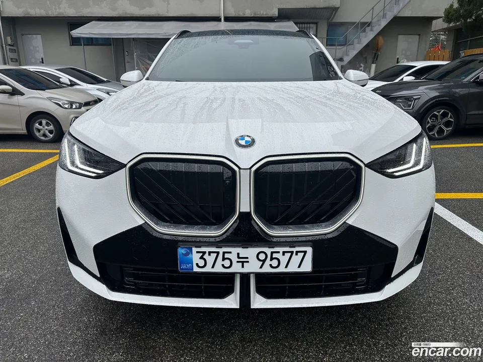 BMW X3 xDrive 20 M 2025 — миниатюра 2