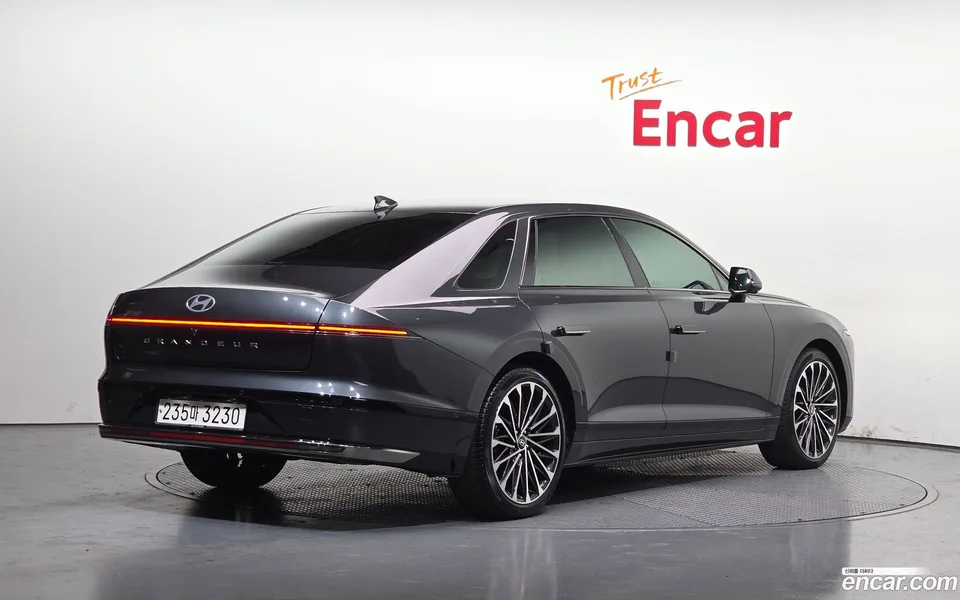 Hyundai Grandeur Hybrid 2023 — миниатюра 2
