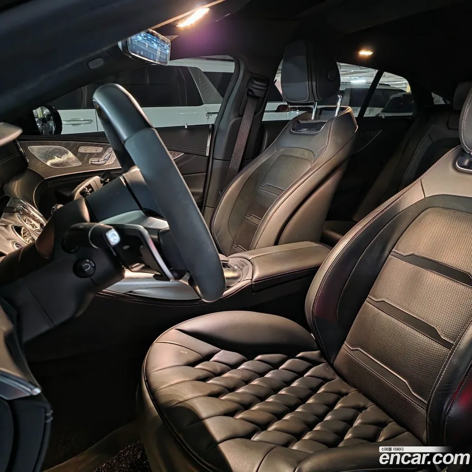 Mercedes-Benz AMG GT 4 43 4MATIC+ 2023 — миниатюра 4