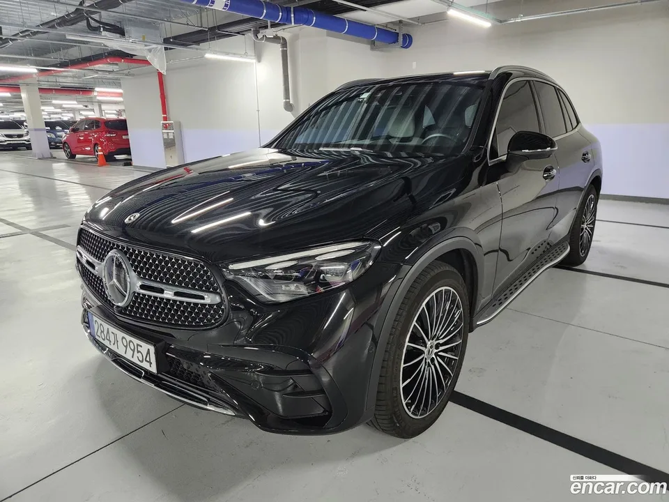 Mercedes-Benz GLC-Class GLC300 4MATIC AMG Line 2025 — миниатюра 3