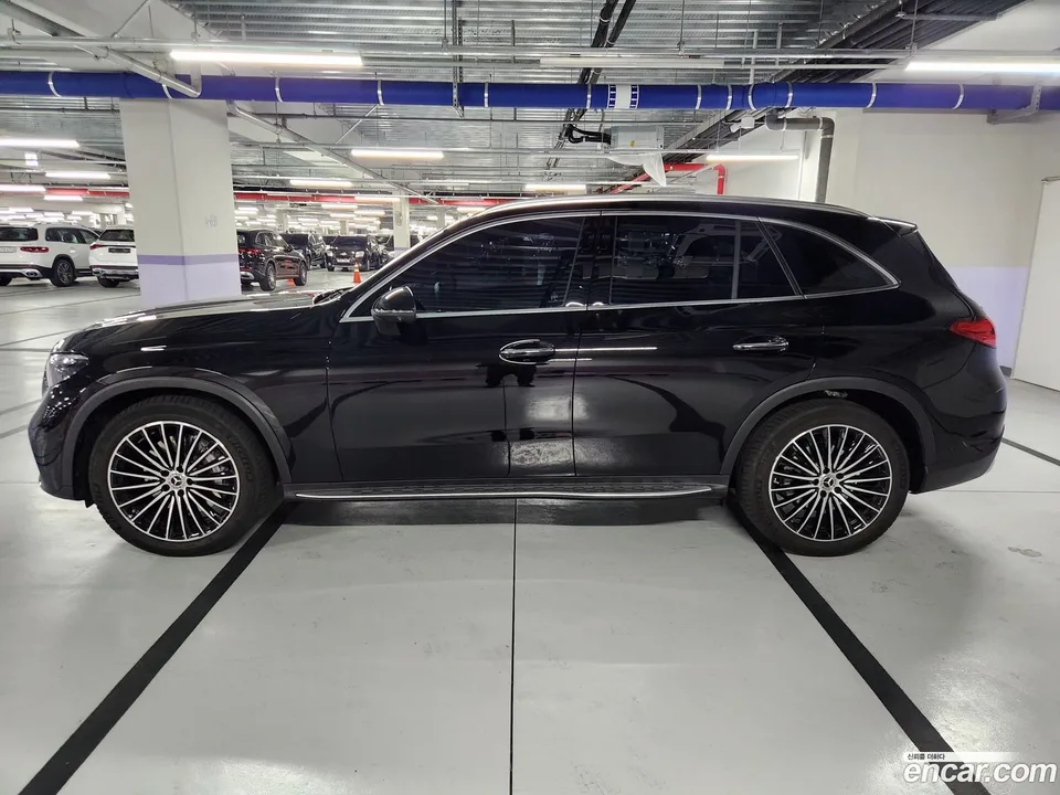 Mercedes-Benz GLC-Class GLC300 4MATIC AMG Line 2025 — миниатюра 5