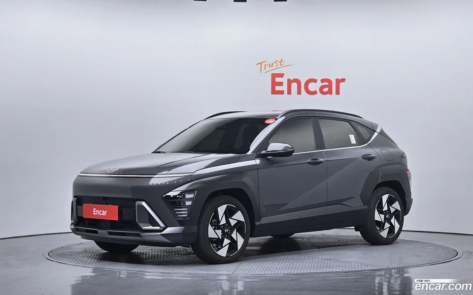 Hyundai Kona 1.6 4WD 2025 — фото 1, купить с доставкой в Москву