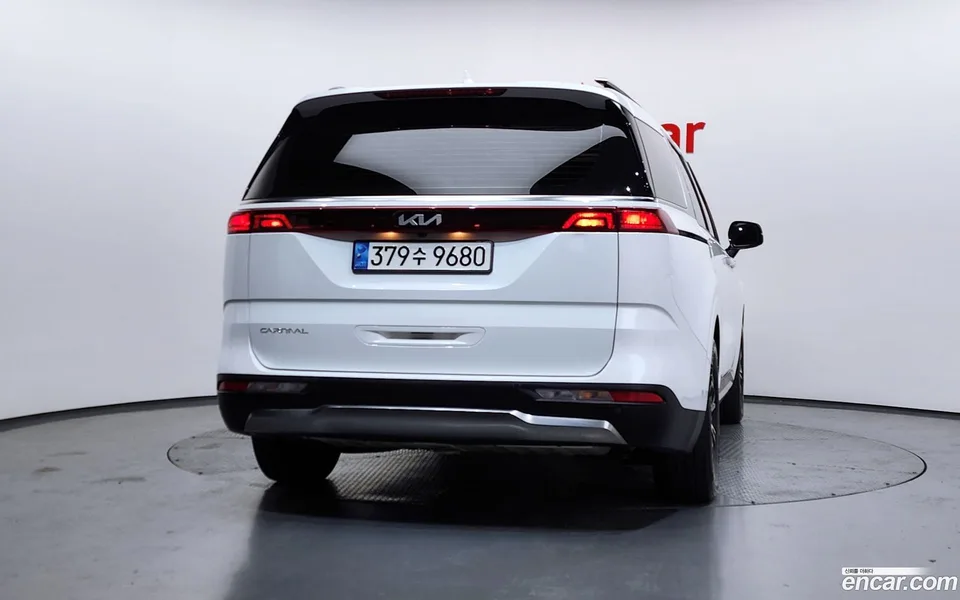 Kia Carnival 9 2022 — миниатюра 4
