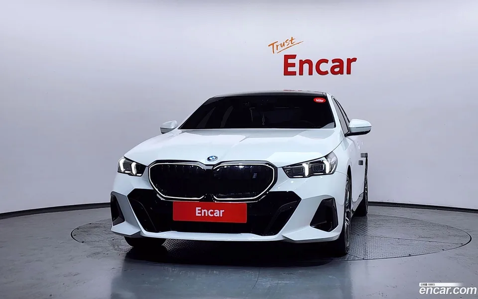 BMW i5 eDrive 40 M 2025 — миниатюра 3