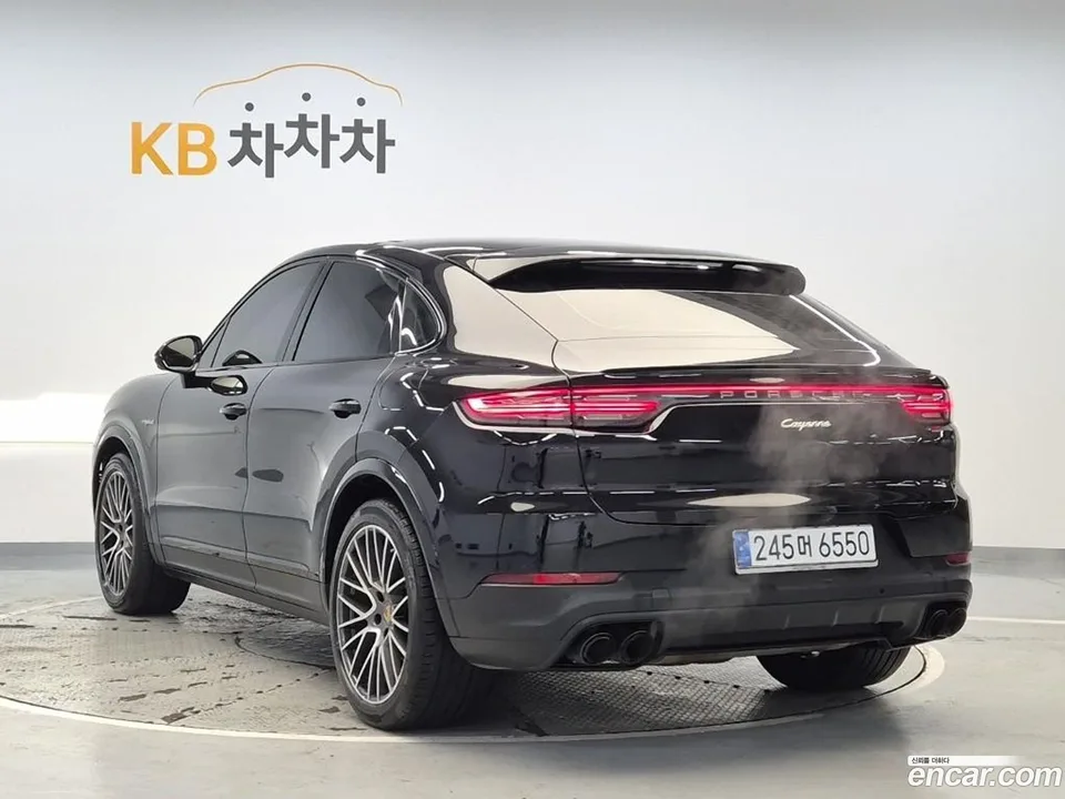 Porsche Cayenne 3.0 E- 2022 — миниатюра 2