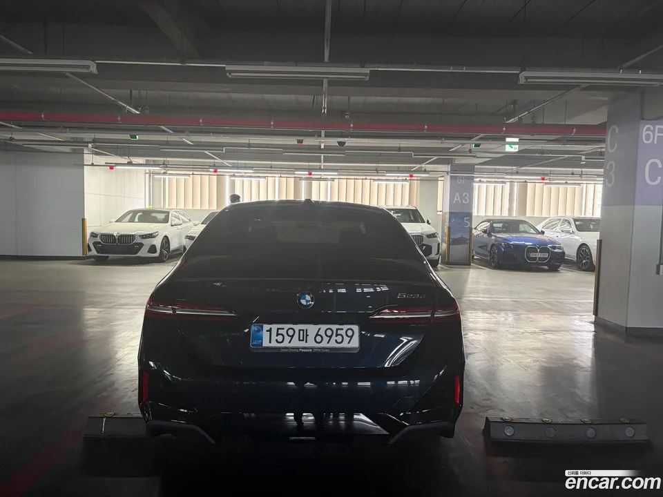 BMW 5 Series 523d M 2026 — миниатюра 4