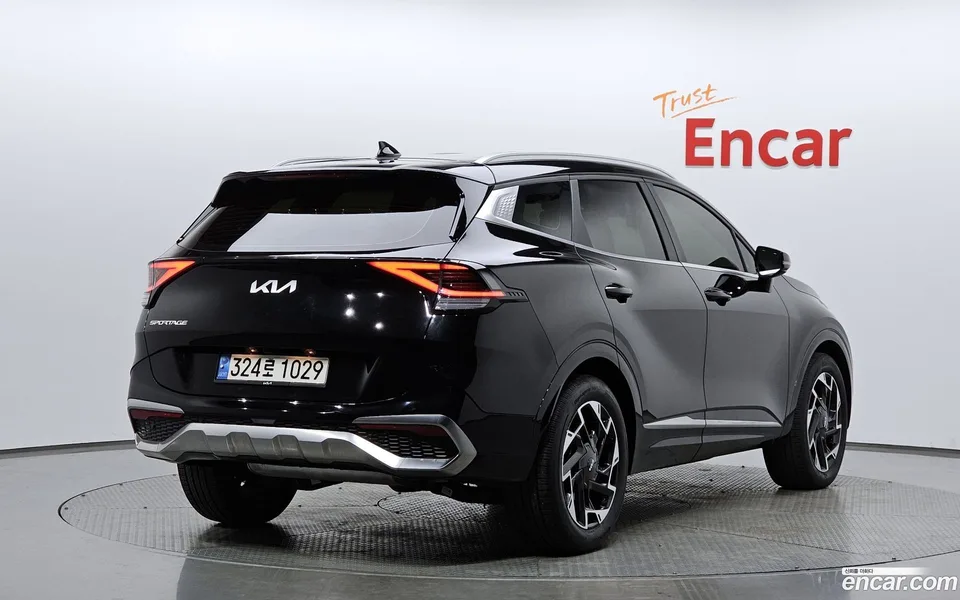Kia Sportage 1.6 2WD 2022 — миниатюра 2