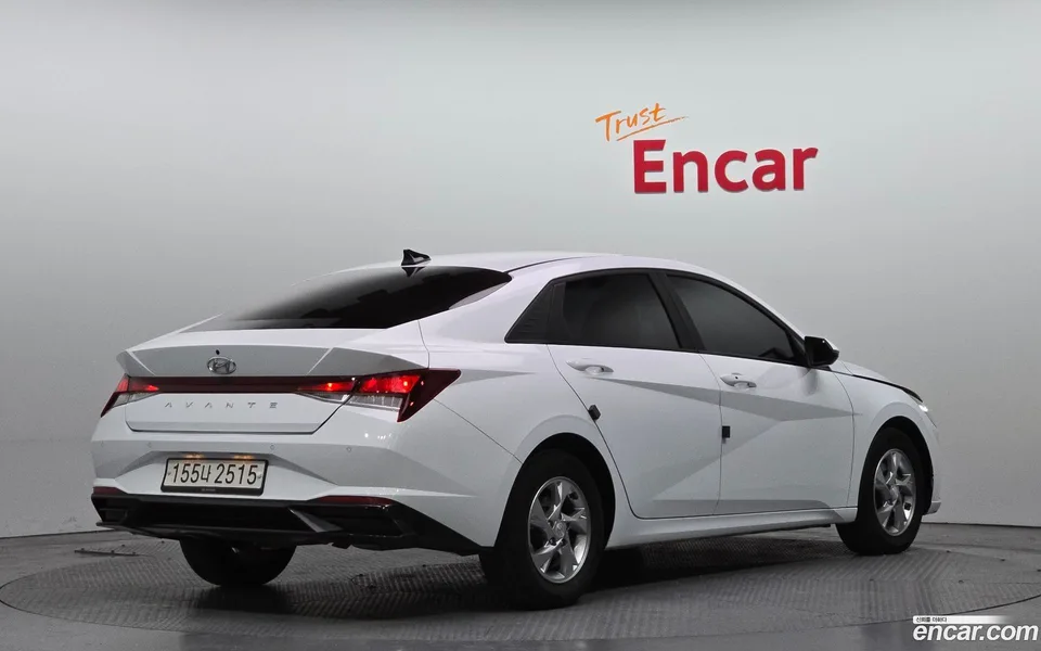 Hyundai Avante 1.6 2022 — миниатюра 2