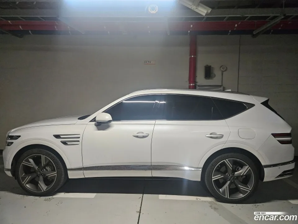 Genesis GV80 2.5T 2WD 2024 — миниатюра 2