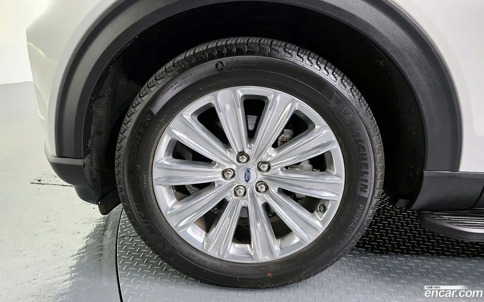 Ford Explorer 2.3 4WD 2023 — миниатюра 5