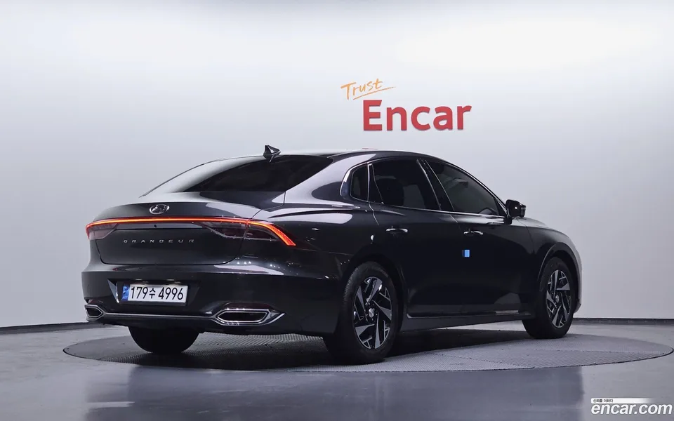 Hyundai Grandeur IG Hybrid 2022 — миниатюра 2