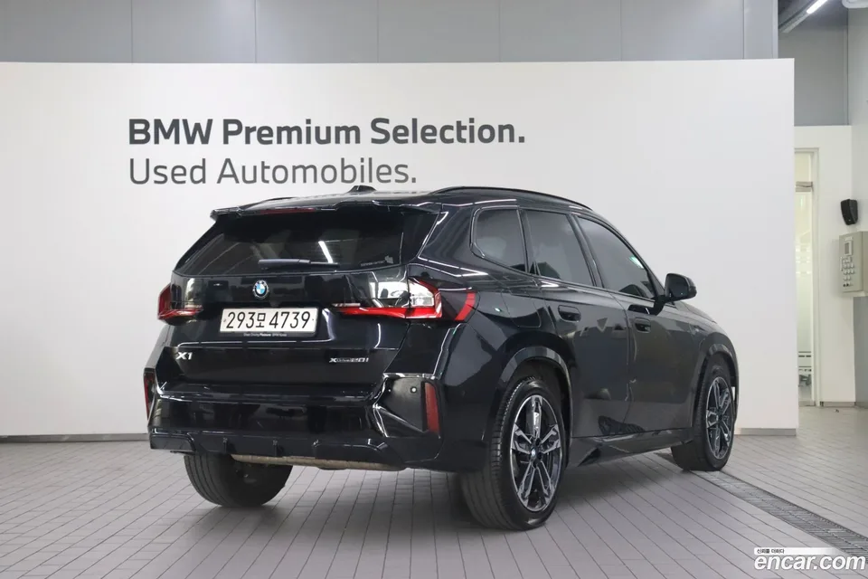 BMW X1 xDrive 20i M 2024 — миниатюра 2