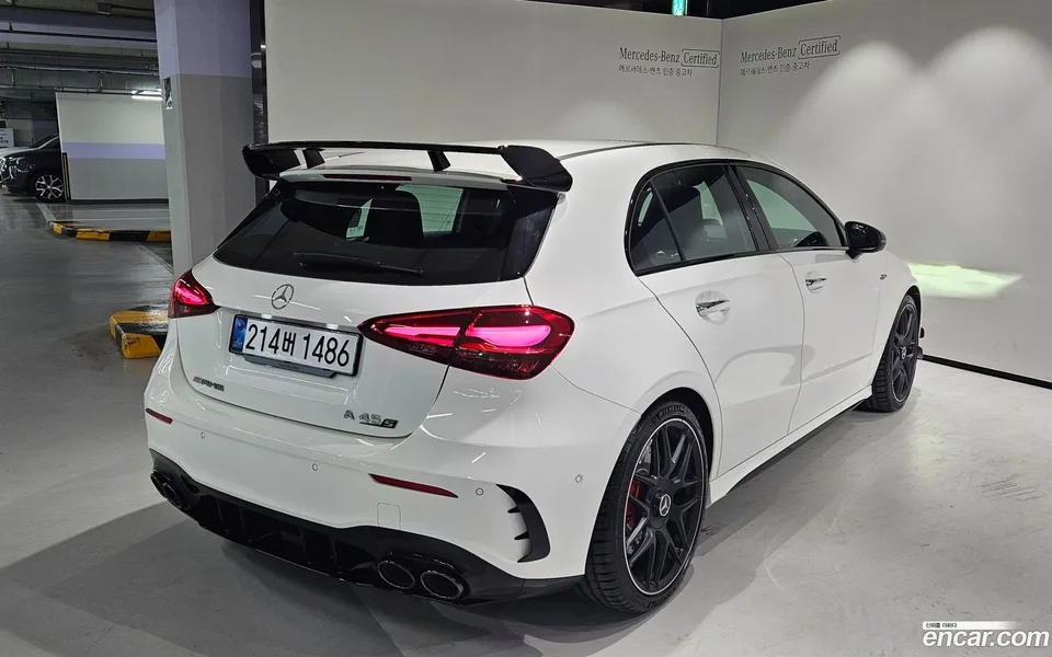 Mercedes-Benz A-Class AMG A45 S 4MATIC+ 2025 — миниатюра 4