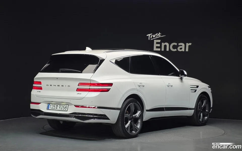 Genesis GV80 3.5T AWD 2023 — миниатюра 2