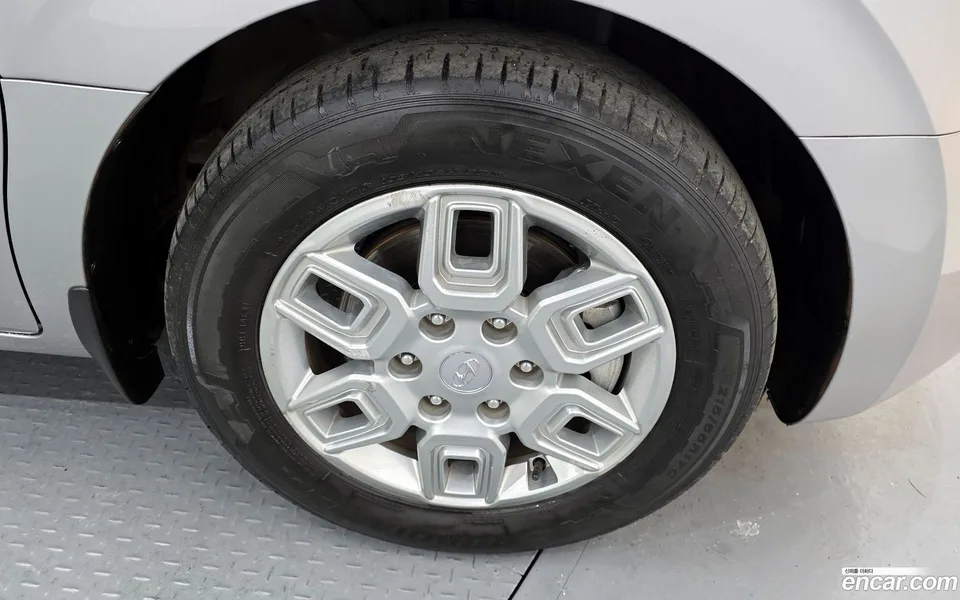 Hyundai Staria 4WD 11 2023 — миниатюра 5