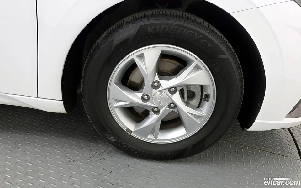 Hyundai Avante 1.6 2022 — миниатюра 5