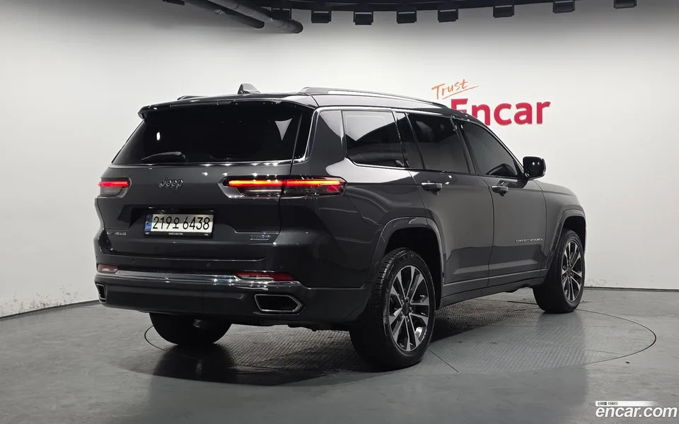 Jeep Grand Cherokee L 3.6 2022 — миниатюра 2
