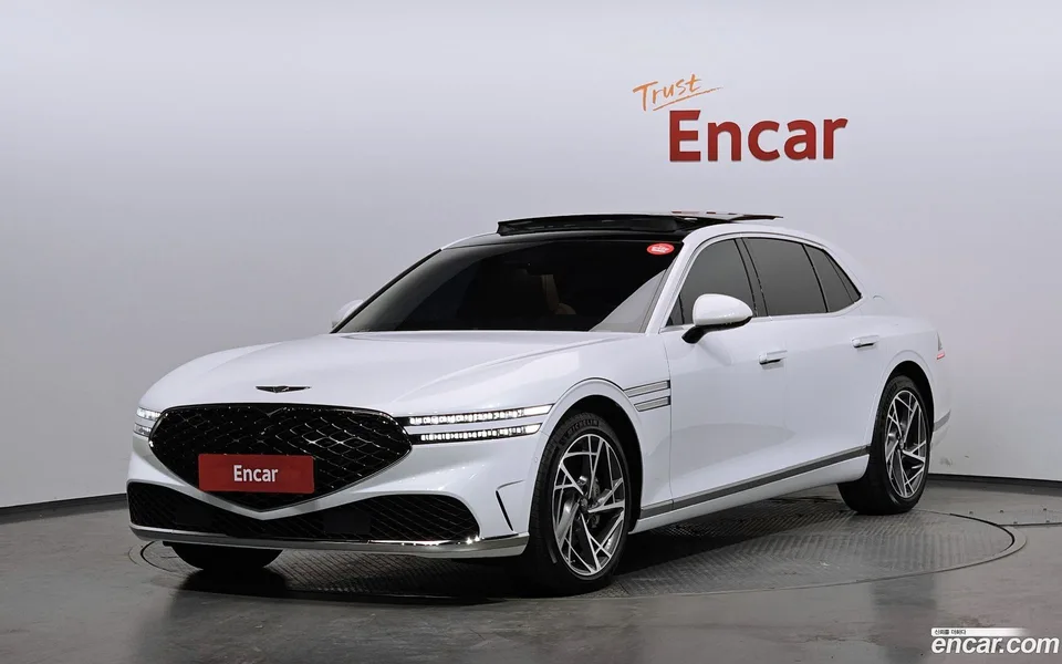 Genesis G90 3.5 AWD 2022 — фото 1, купить с доставкой в Москву