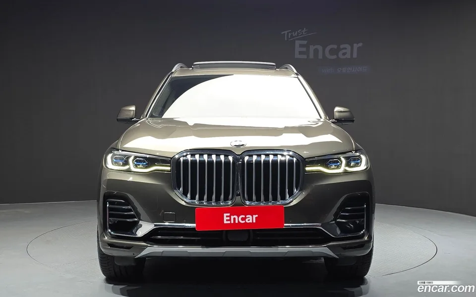 BMW X7 xDrive 40d 7 2022 — миниатюра 3