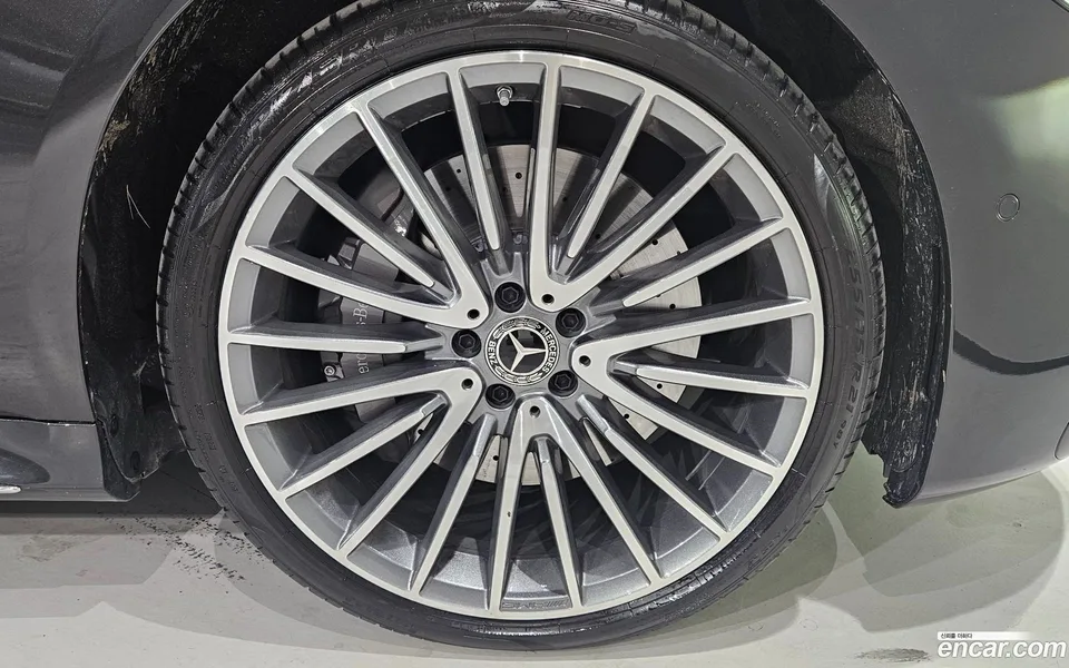 Mercedes-Benz S-Class S500L 4MATIC 2025 — миниатюра 5