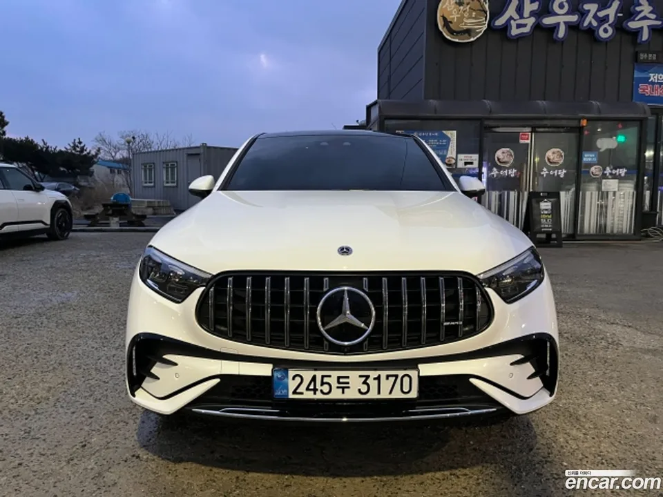 Mercedes-Benz GLC-Class GLC300 4MATIC 2024 — фото 1, купить с доставкой в Москву