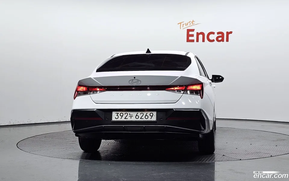Hyundai Avante CN7 Hybrid 2025 — миниатюра 4