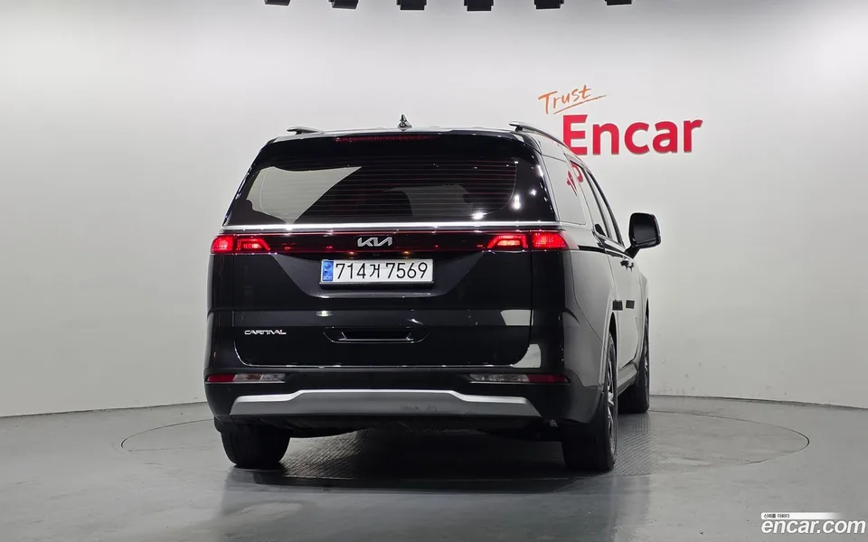 Kia Carnival 11 2023 — миниатюра 4
