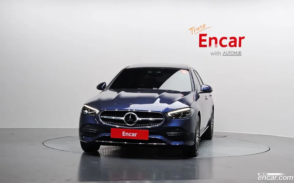 Mercedes-Benz C-Class C200 2025 — миниатюра 3