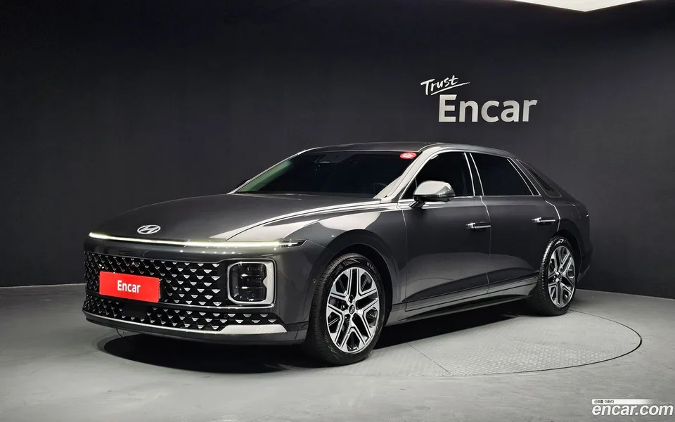 Hyundai Grandeur Hybrid 2023 — фото 1, купить с доставкой в Москву