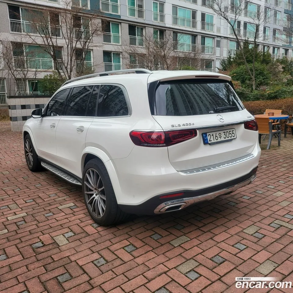 Mercedes-Benz GLS-Class GLS400d 4MATIC 2023 — миниатюра 2