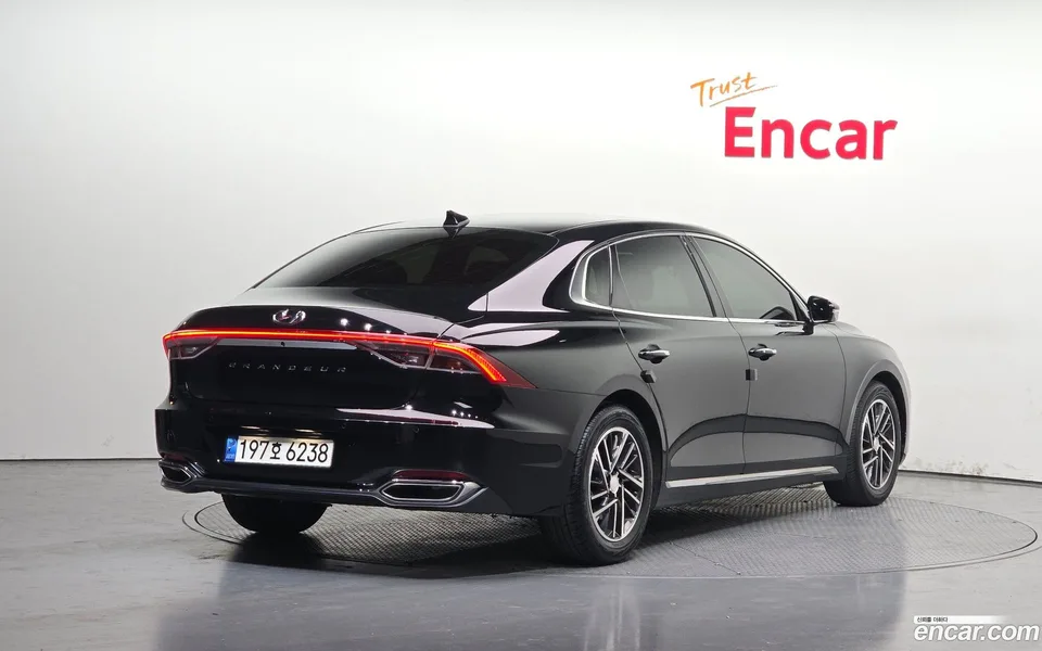 Hyundai Grandeur IG 2.5 2022 — миниатюра 2
