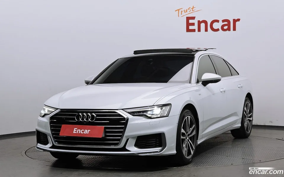 Audi A6 45 TFSI 2022 — фото 1, купить с доставкой в Москву