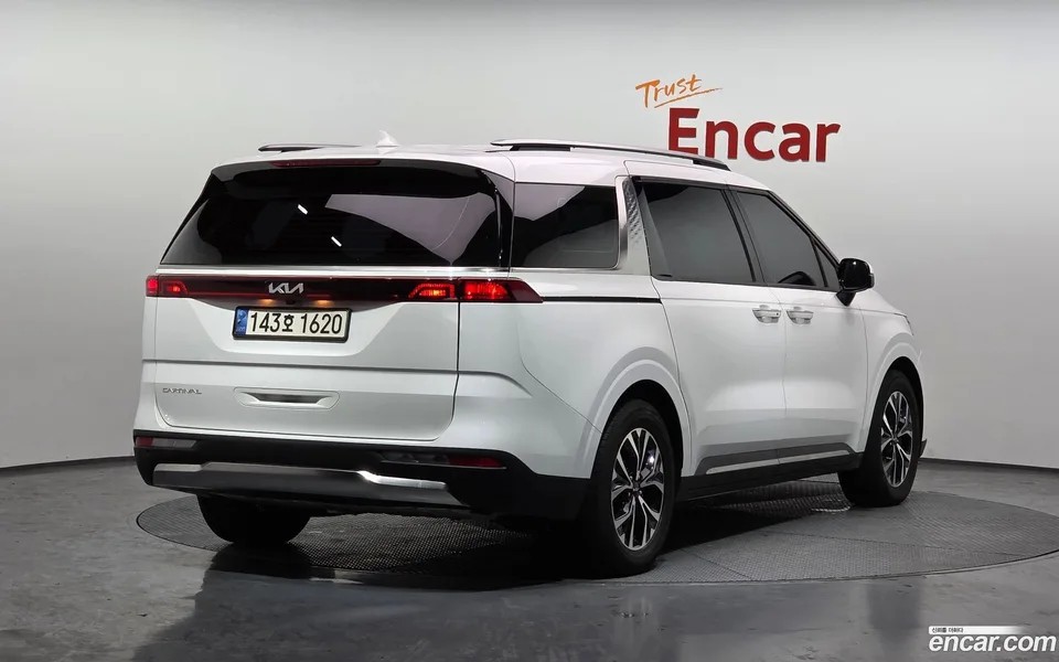 Kia Carnival 9 2022 — миниатюра 2