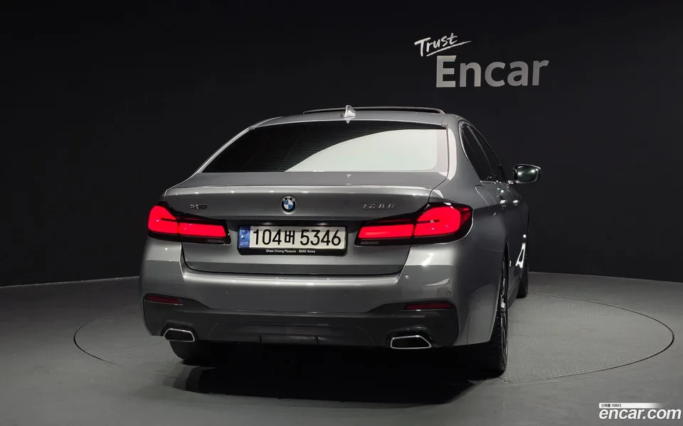 BMW 5 Series 530i xDrive M 2022 — миниатюра 4