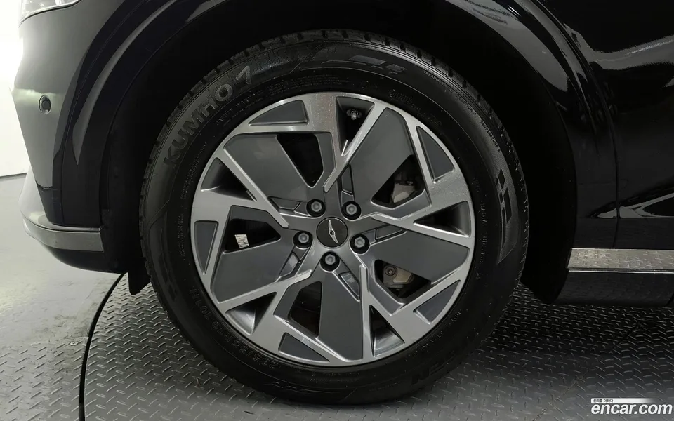 Genesis Electrified GV70 e-AWD 2022 — миниатюра 5