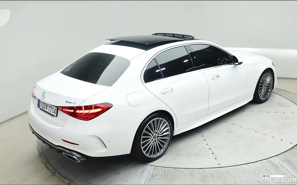 Mercedes-Benz C-Class C300 4MATIC AMG Line 2023 — миниатюра 2