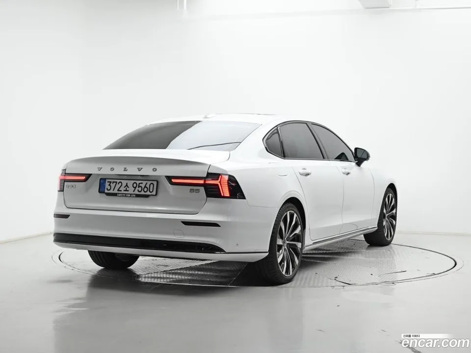 Volvo S90 B5 2026 — миниатюра 2