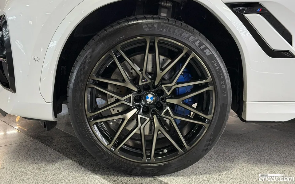 BMW X6 M 4.4 2024 — миниатюра 5