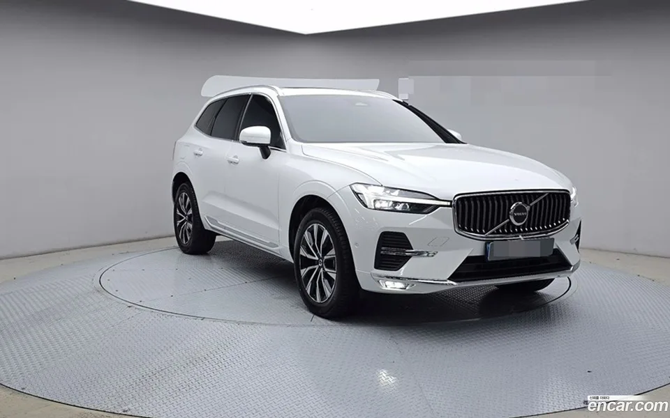 Volvo XC60 B5 2023 — миниатюра 3