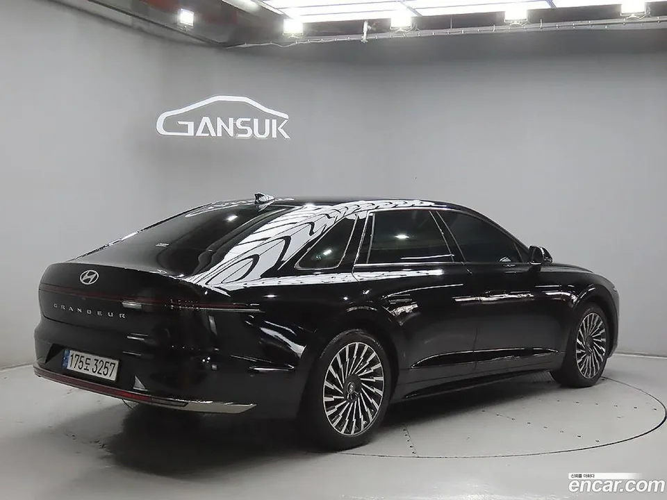 Hyundai Grandeur Hybrid 2024 — миниатюра 3