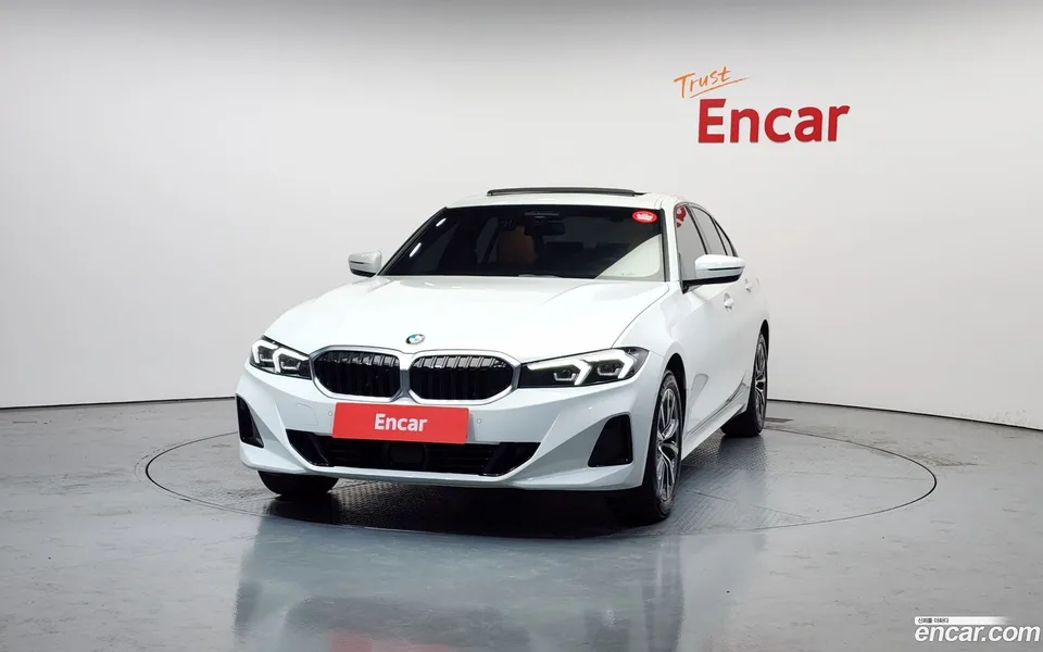 BMW 3 Series 320i 2024 — миниатюра 3
