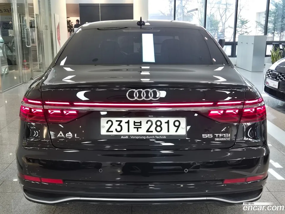 Audi A8 55 TFSI LWB 2023 — миниатюра 4