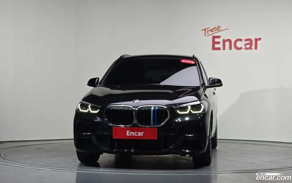 BMW X1 xDrive 20i M 2022 — миниатюра 3