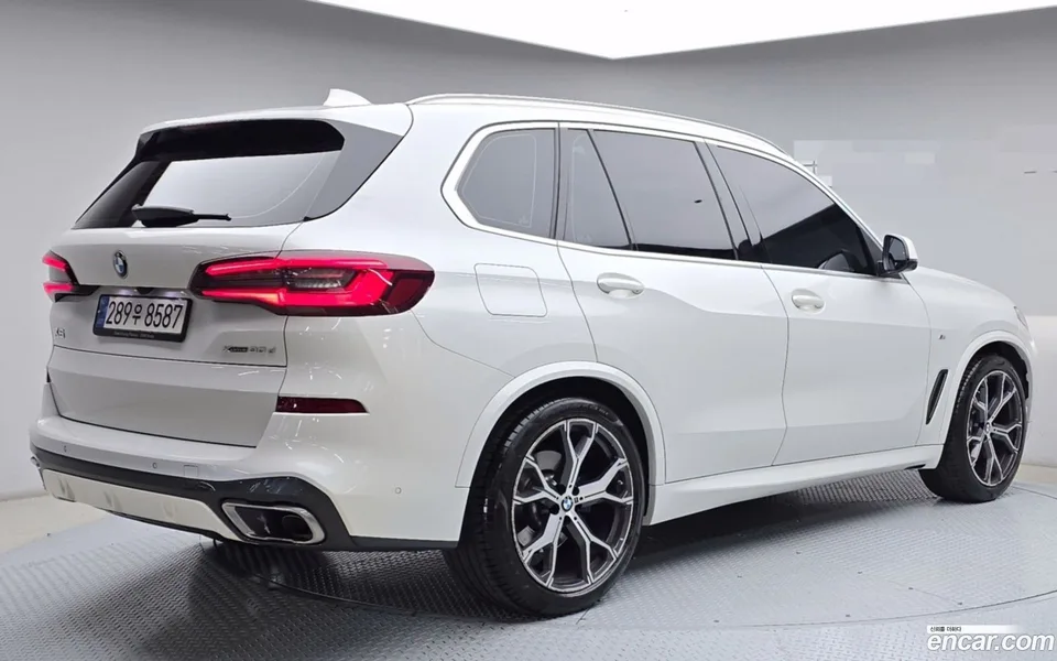 BMW X5 xDrive 30d M 2022 — миниатюра 2
