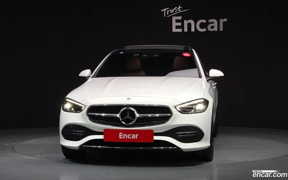 Mercedes-Benz C-Class C300 4MATIC 2023 — миниатюра 3