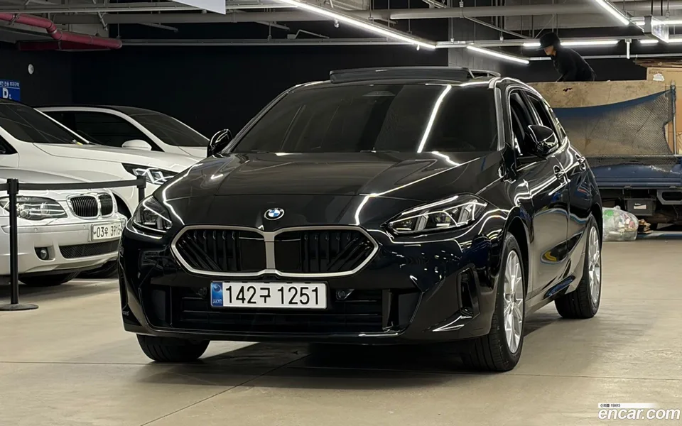 BMW 1 Series 120 2025 — фото 1, купить с доставкой в Москву