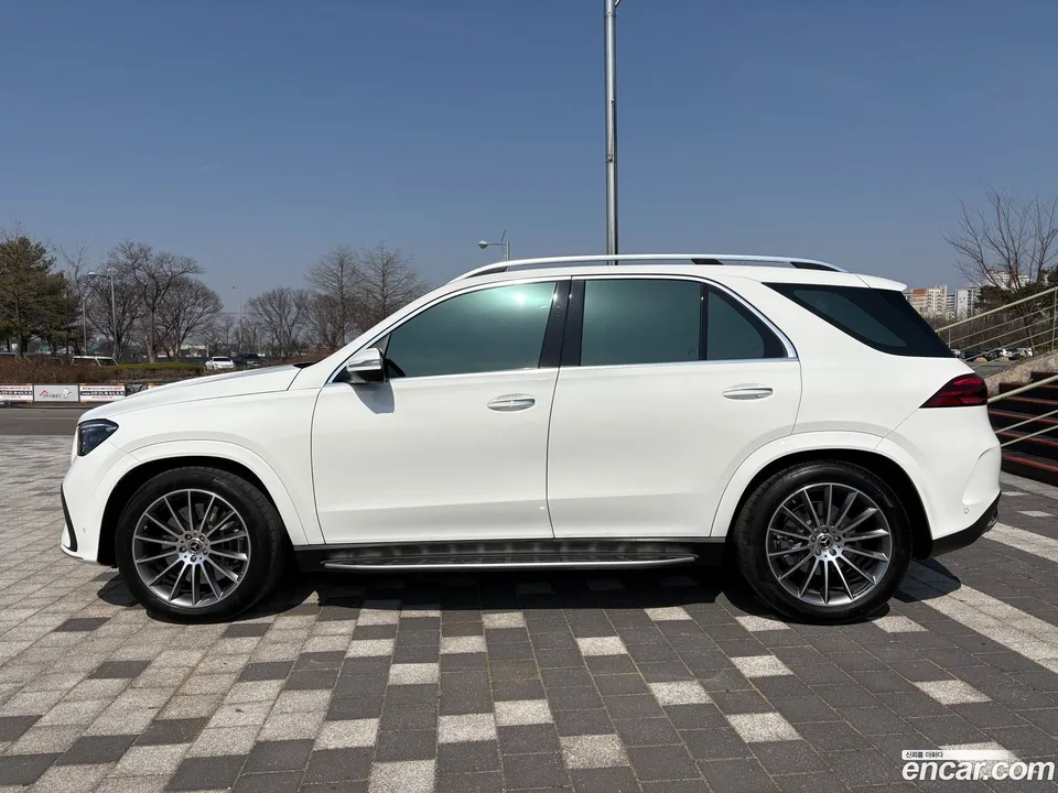 Mercedes-Benz GLE-Class GLE450 4MATIC 2025 — миниатюра 3